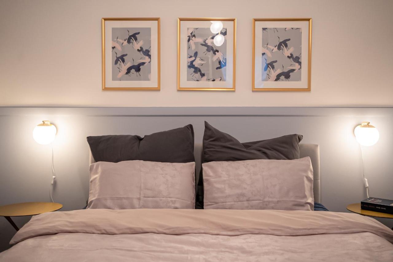 Designer Loft-Ferienwohnung Im Zentrum Mit Tiefgaragen-Parkplatz, Waschmaschine Und Privatterrasse Lipsko Exteriér fotografie